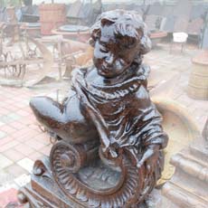 Escultura niño